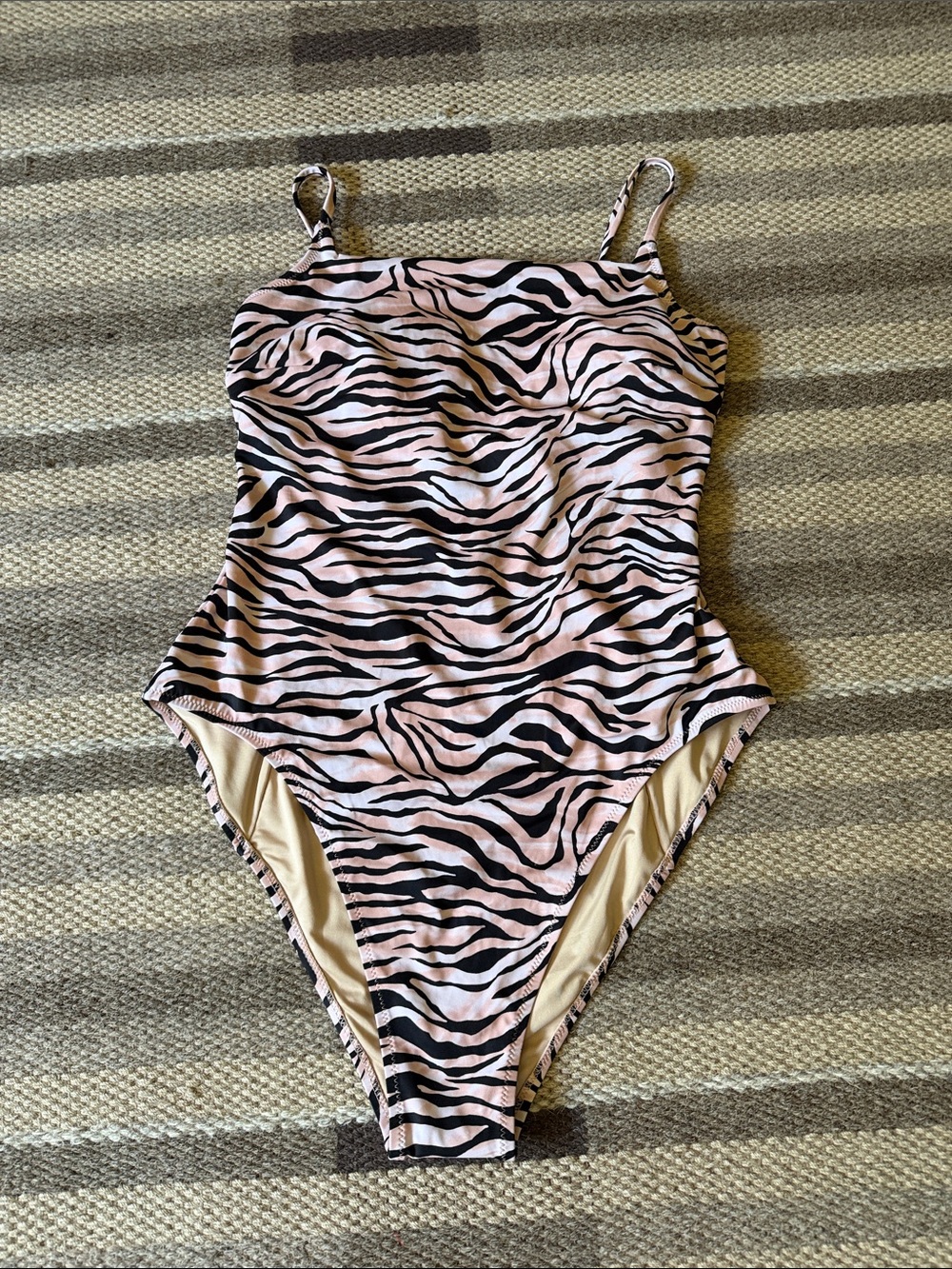 Shade & Shore Beige, Black and Light Pink Striped Swim Top